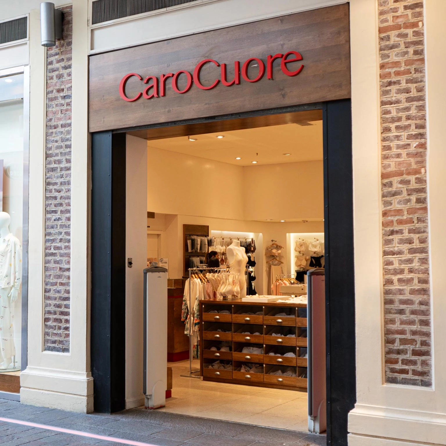 Centro comercialRecoleta Urban Mall marcas